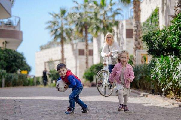 Dukley Exterior (29)