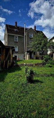 Grundstück und Haus