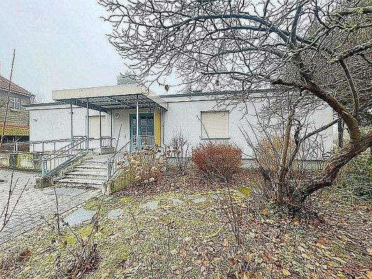 Außenansicht straßenseitig