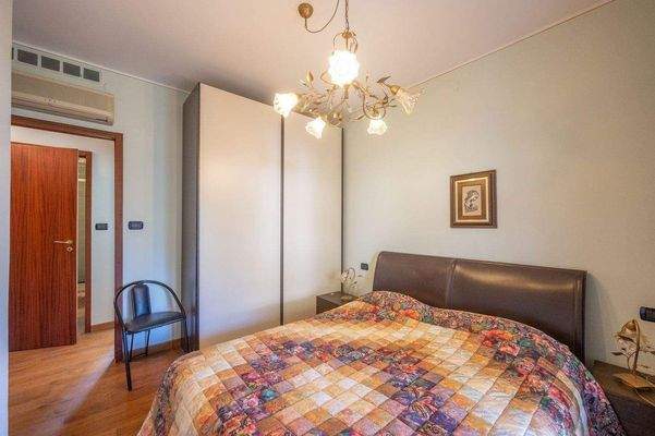 Tecnocasa Garda 0374.jpg