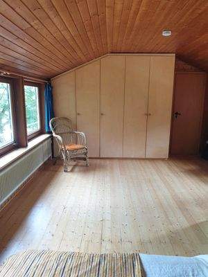 Teilansicht Zimmer DG (2)