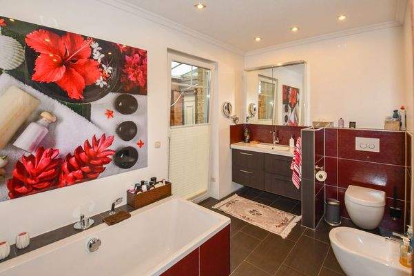 Bad vom Elternschlafzimmer