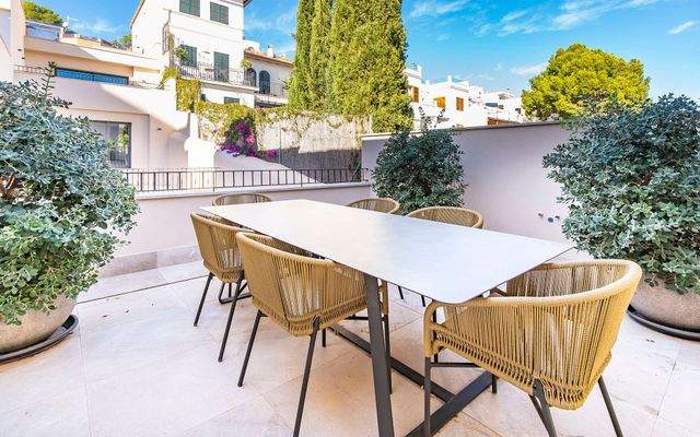 Modernes Reihenhaus mit Jacuzzi im Trendviertel El Terreno