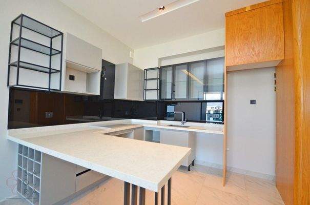 ba3aaa64-5686-4dd2-a79c-ee741f900ebe