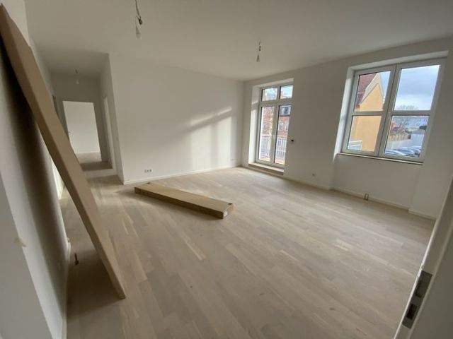 attraktive 4- Zimmerwohnung mit Balkon zu vermieten! - Photo 1