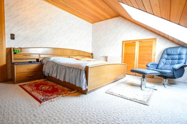 Schlafzimmer IV DG