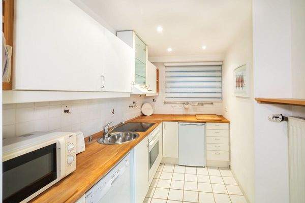 Küche im Gartengeschoss