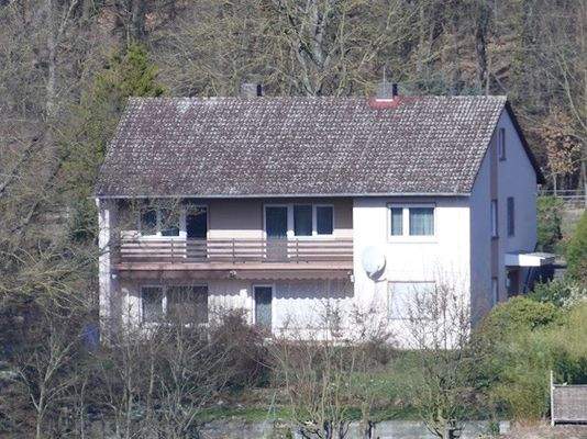 Blick aufs Haus von der Ferne