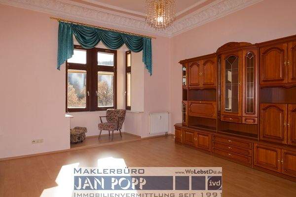 Wohnzimmer mit Erker nach Süden v