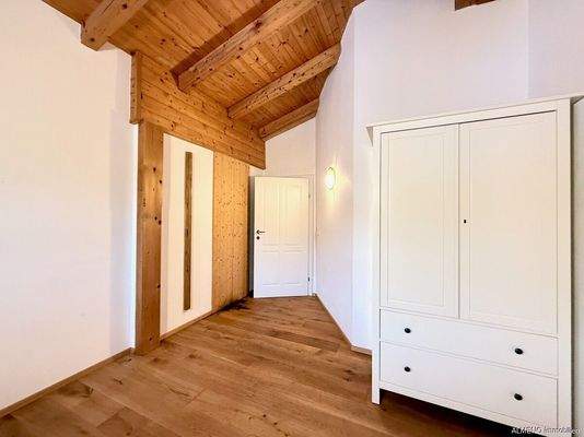 Wohnfreude pur unter einem großen Dach (20)