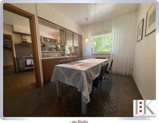 ...zur Küche 