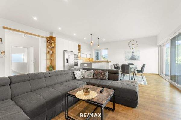 Koch-/Wohn-/Essbereich