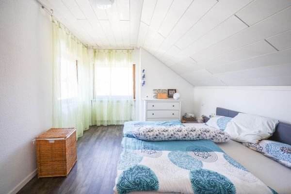 Schlafzimmer 3
