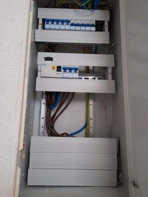 Elektroverteilung - Teilerneuert