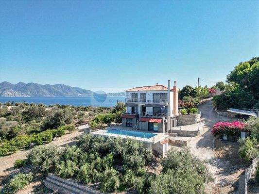 6201ed45bf664b589925e813ae5d5e32-original