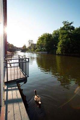 Balkonblick den Kanal entlang