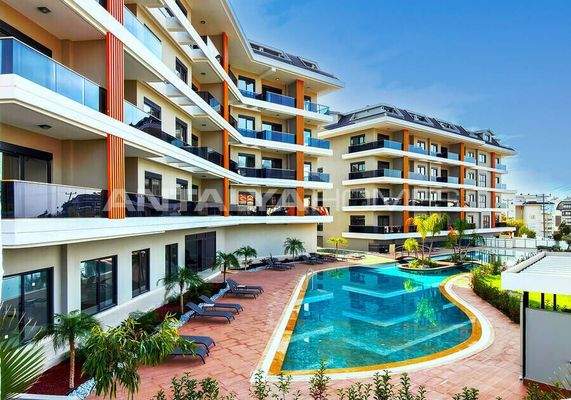 Detached Sea-View House with Private Pool in Alanya