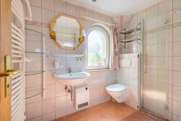 Wohnung 2 im EG - Bad