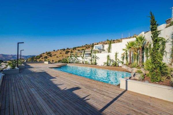 Chic Apartments in a Complex with a Pool in Bodrum
