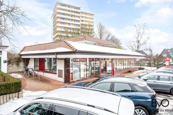 Kundenparkplätze direkt vor dem Objekt