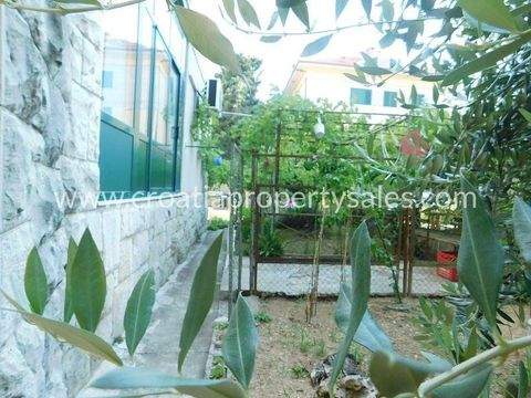 Manus - Bol - Gripe Häuser, Manus - Bol - Gripe Haus kaufen