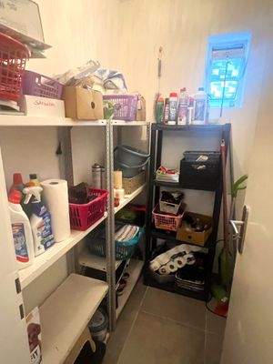 OG Beispiel /  Abstellraum im EG