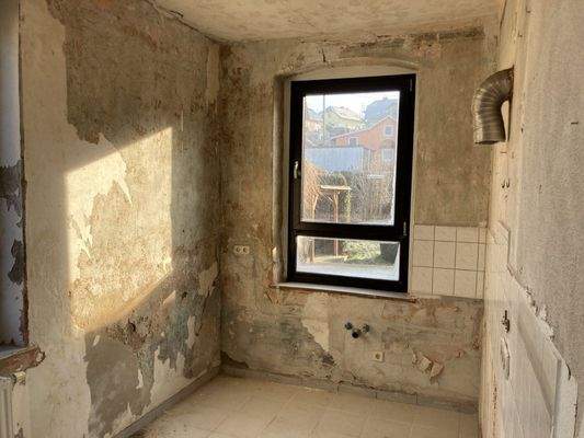 Küche EG (hier war Wasserschaden)