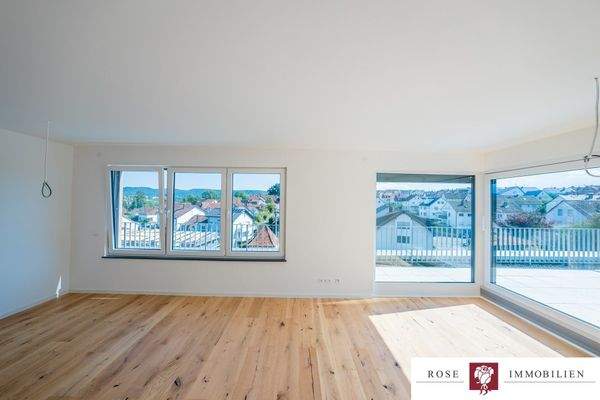 Wohn- und Esszimmer Bild 2