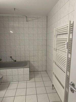 Bad mit Handtuchtrockner