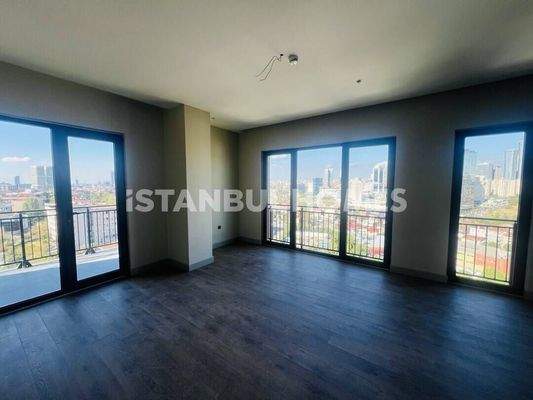 Flats Near İstanbul Financial Center in Ataşehir