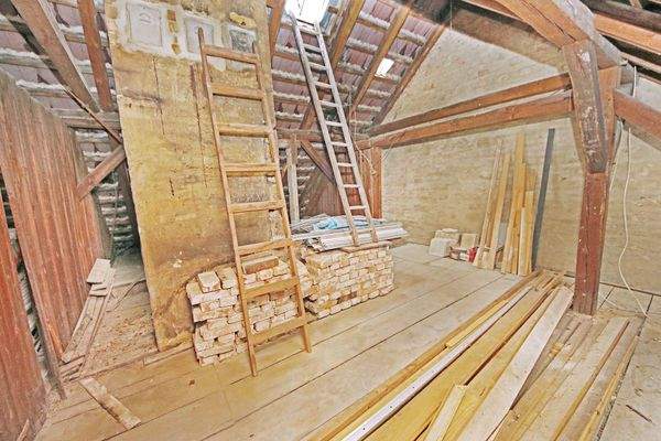 ausbaubarer Dachboden