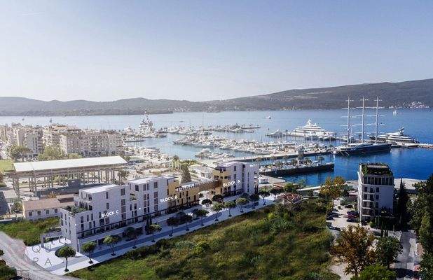 Small Sea View with ABC