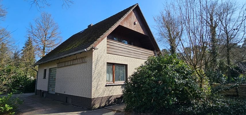 Hausansicht_Seite_hinten