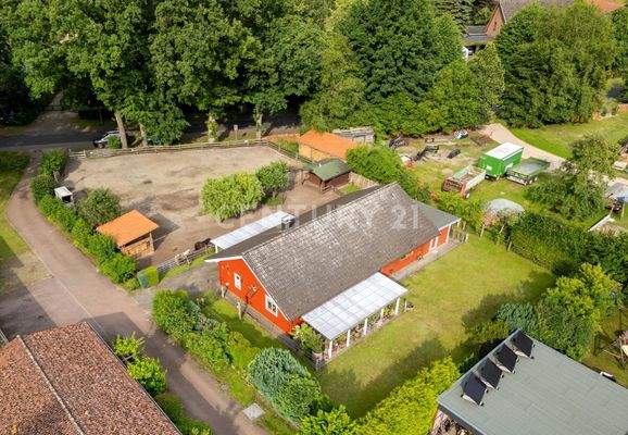 Grundstück und Haus