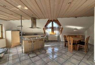 Wohnstudio mit Küche, Essecke