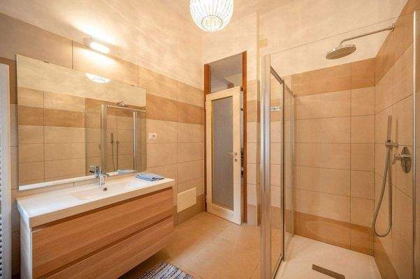 Tecnocasa Torri 0020.JPG