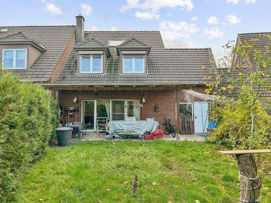 Rückansicht und Garten