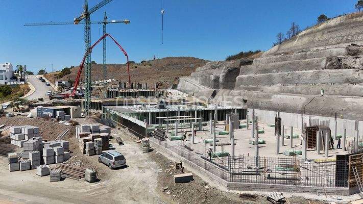 Sea View Apartments with Large Terraces in Estepona