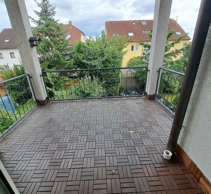 großer Balkon