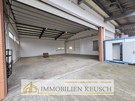 Großes Tor 3,82m hoch 8 m breit