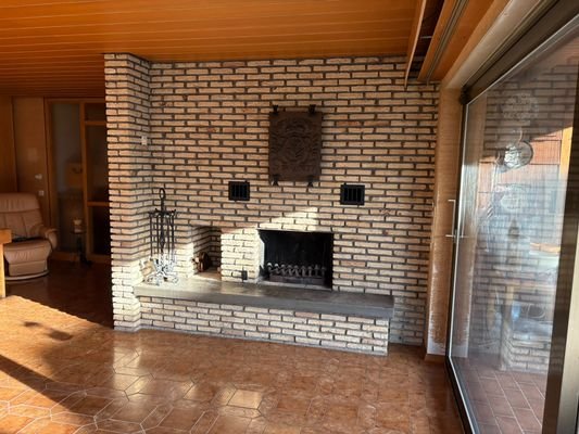 Kamin EG