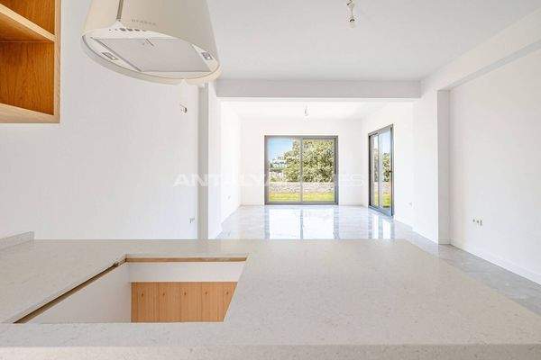 Single-Story Villas near the Beach in Bodrum Kadıkalesi