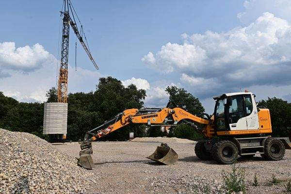 Teublitz Alter Schulsportplatz (5).JPG