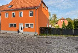 Straßenansicht
