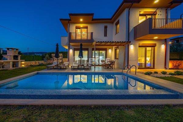 Detached Furnished Villa with Pool and Parking in Kaş Antalya