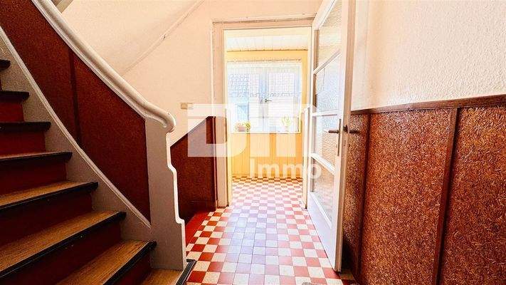 EG Flur / Diele Treppenaufgang