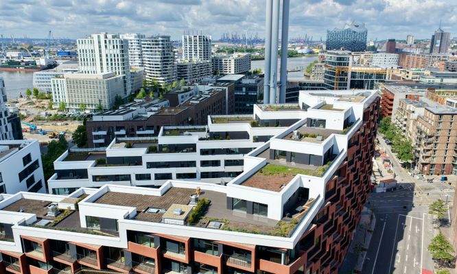 Eleven Decks mit Wahrzeichen