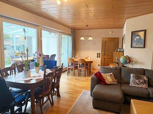Wohn- und Esszimmer