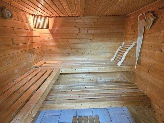 Kellergeschoss - Sauna Ansicht 2.jpg