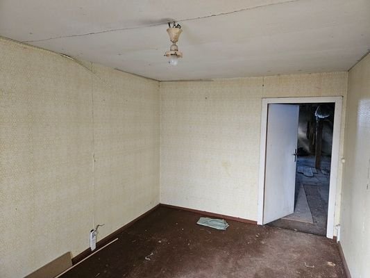 Stube auf dem Boden (2).jpg